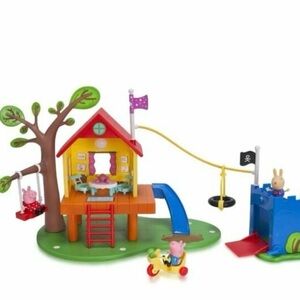 Peppa Pig Treehouse and George’s Fort Playset